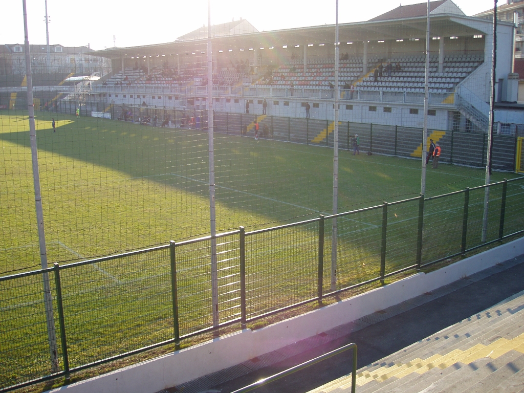 La Curva Nord dell'U.S. Alessandria con l'Imperia in Coppa Italia